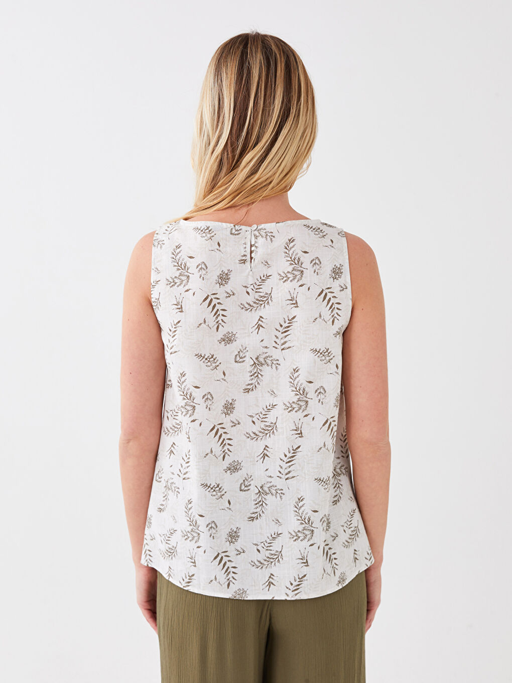 Women's Crew Neck Patterned Sleeveless Blouse-4