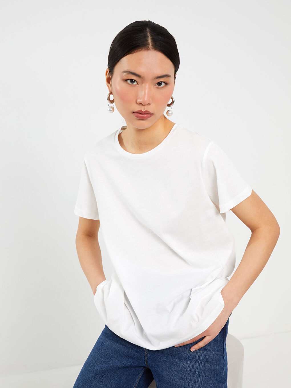 Crew Neck Plain Short Sleeve Women's T-Shirt