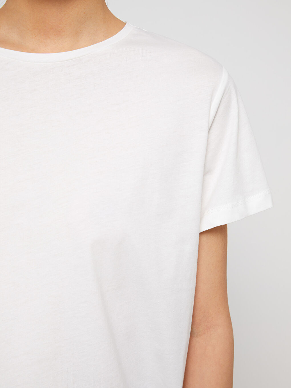 Crew Neck Plain Short Sleeve Women's T-Shirt-3