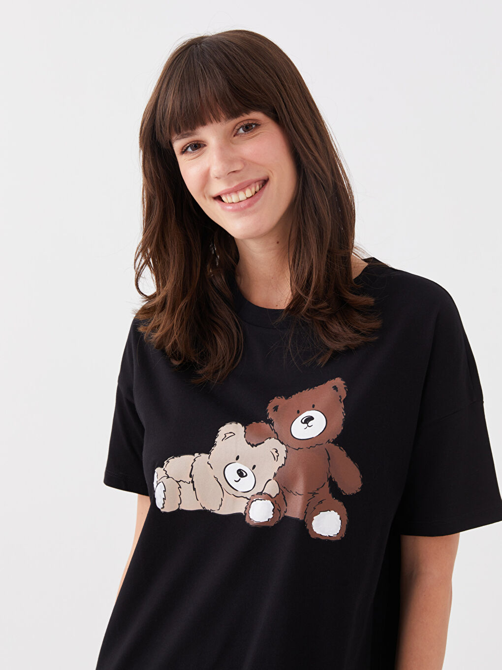 Siyah Bisiklet Yaka Baskılı Kısa Kollu Kadın Gecelik-2