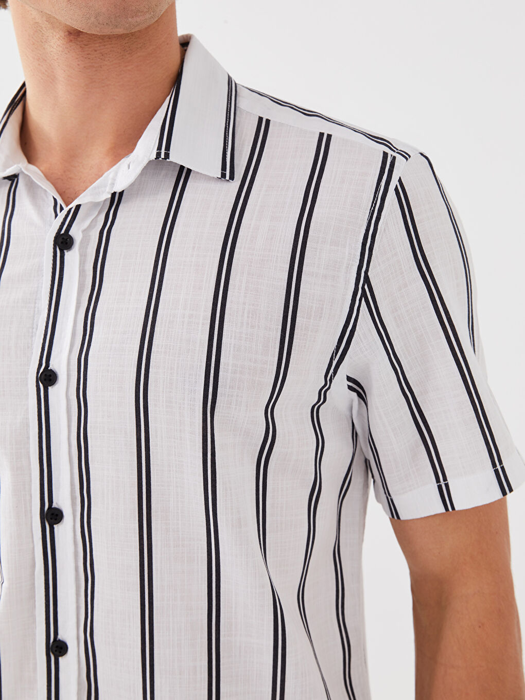 Regular Fit Short Sleeve Striped Poplin Men's Shirt-3