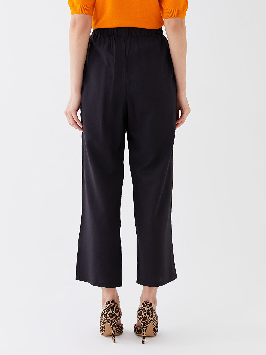 Siyah Beli Lastikli Rahat Kalıp Kadın Pantolon-3