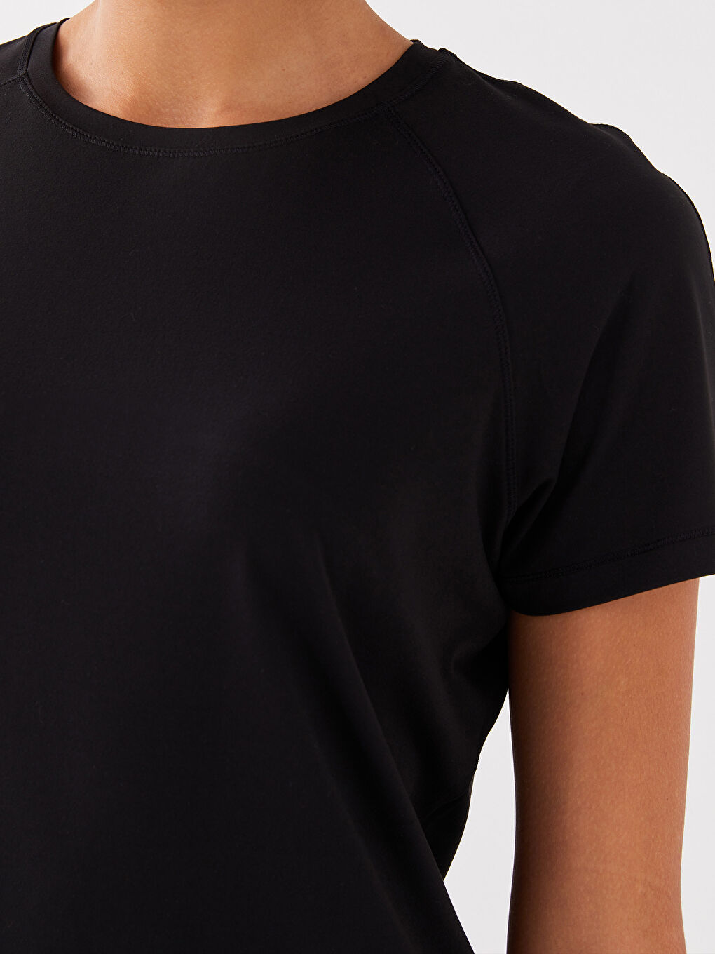 Crew Neck Reflective Printed Women's Sports T-Shirt-3