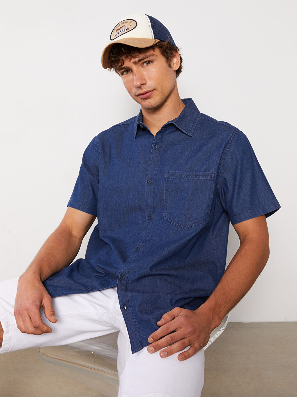 Regular Fit Short Sleeve Men's Denim Shirt
