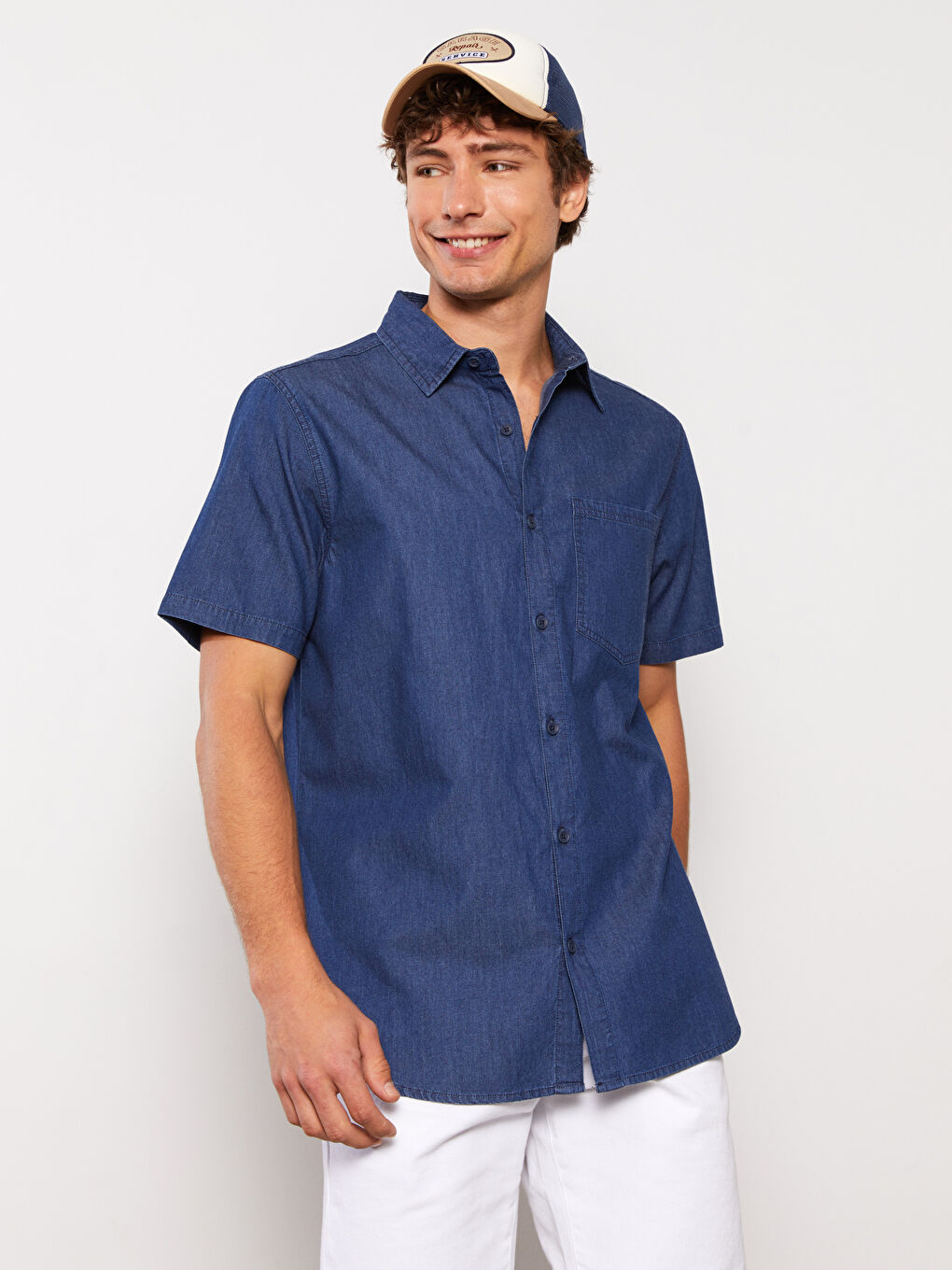 Regular Fit Short Sleeve Men's Denim Shirt-2