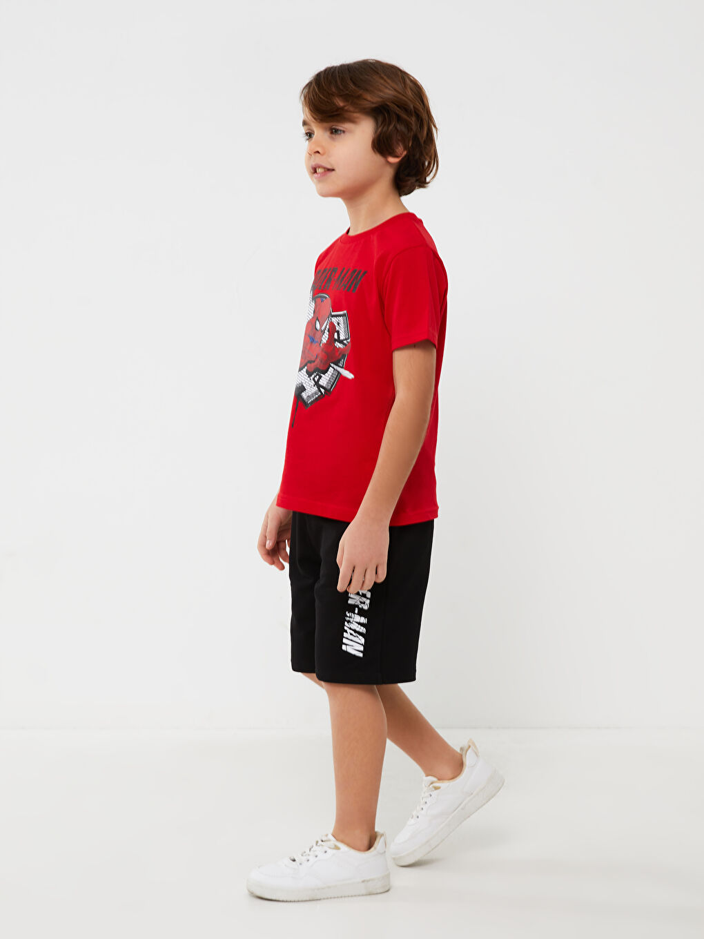 Tricou cu Mânecă Scurtă și Guler Rotund Imprimat Spider-Man pentru Băieți și Șorturi-1