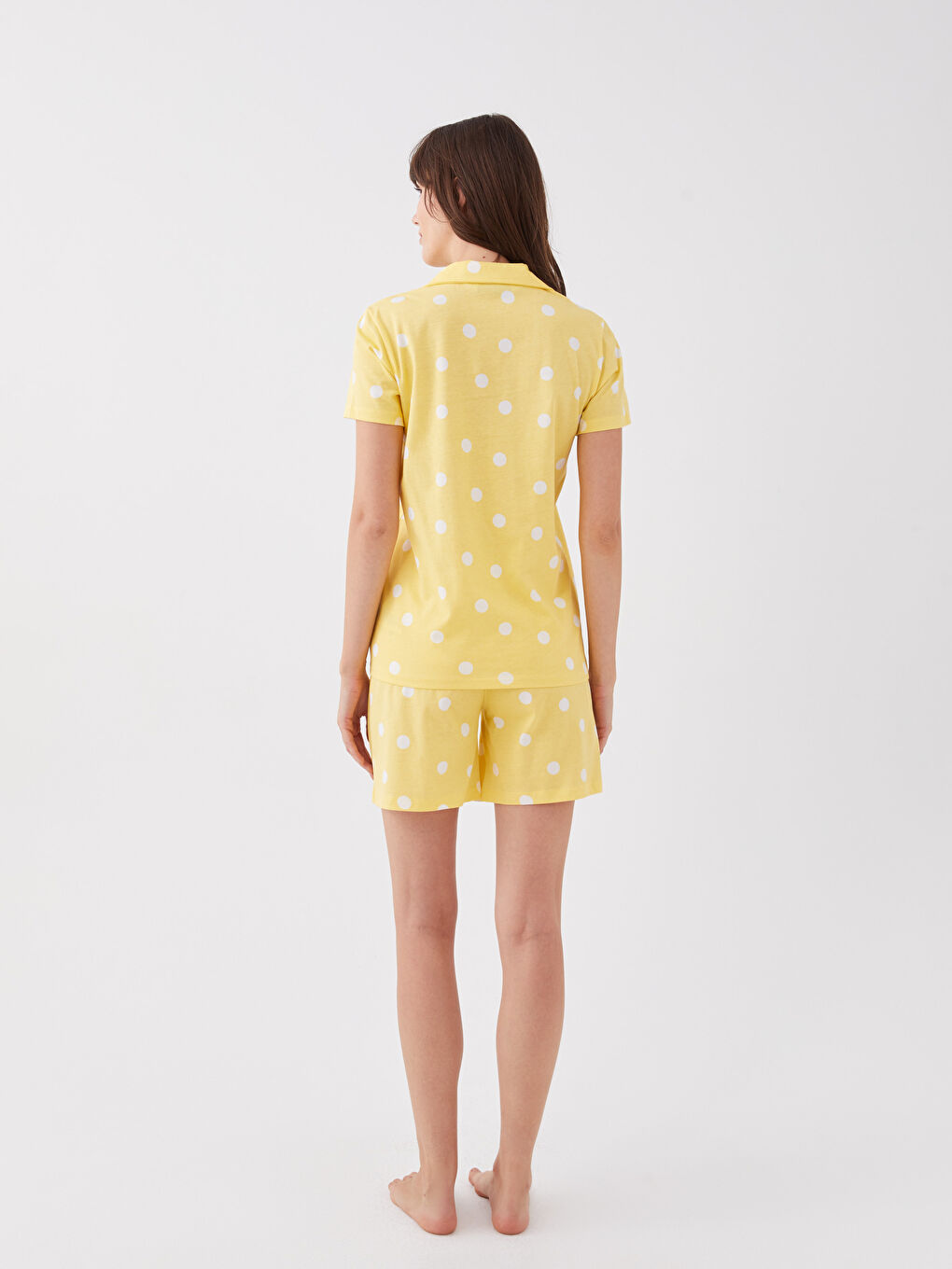 Sarı Gömlek Yaka Puantiyeli Kısa Kollu Kadın Şortlu Pijama Takımı-4
