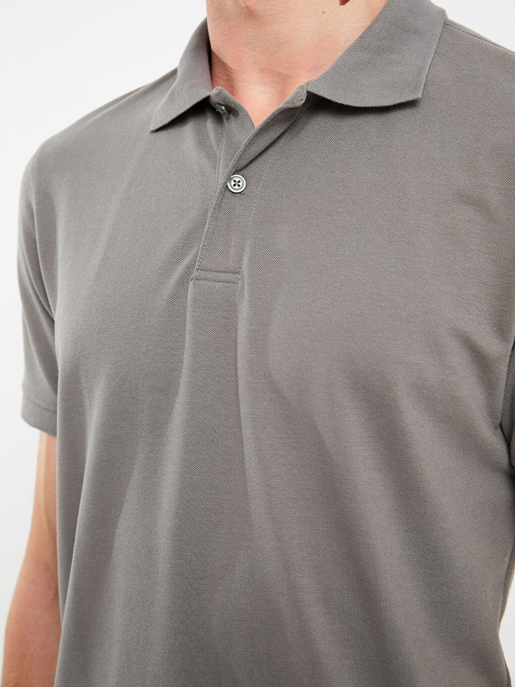 პოლო კისრის მოკლე სახელო მამაკაცის მაისური-3