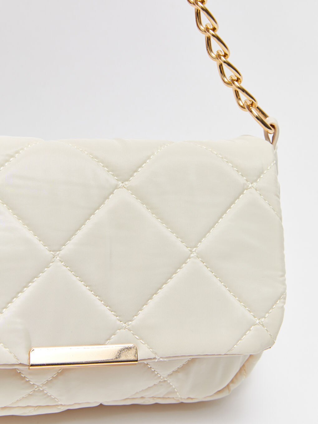 Bej Paraşüt Kumaş Kapitoneli Kadın Çapraz Çanta-4