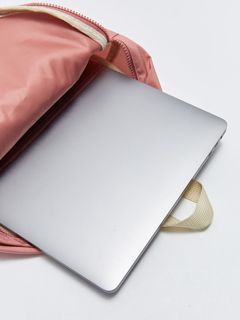 Әйелдерге арналған тегті рюкзак-6