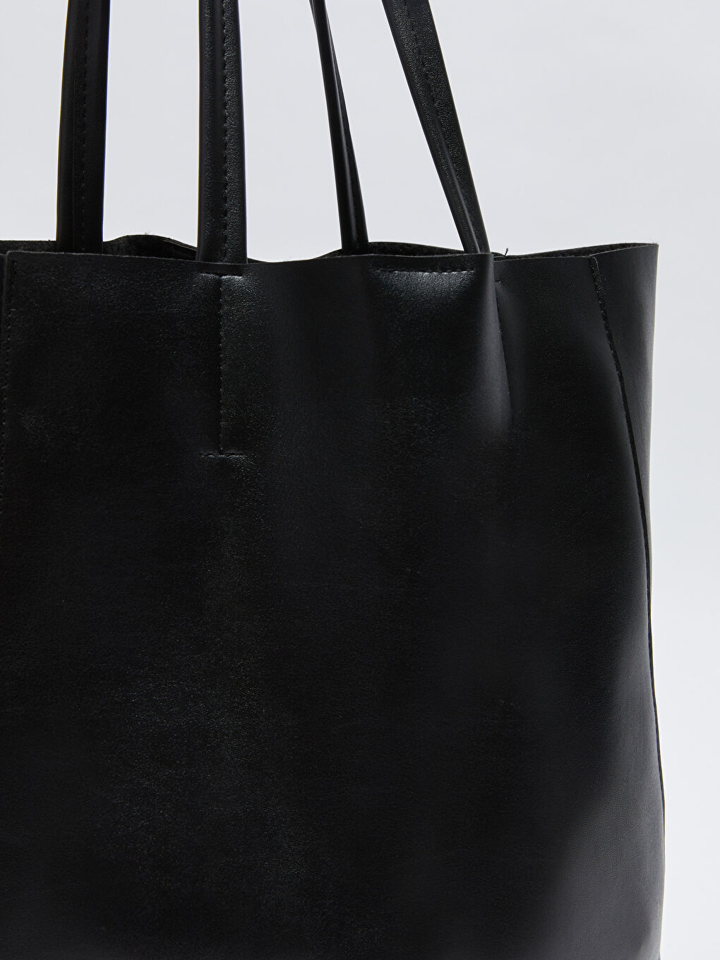 Siyah Deri Görünümlü Kadın Omuz Çantası-4