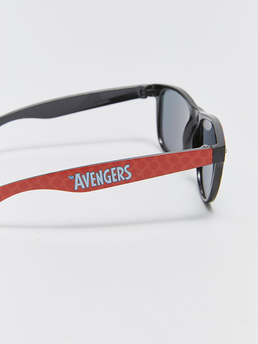 Солнечные очки для мальчиков с принтом Marvel-4