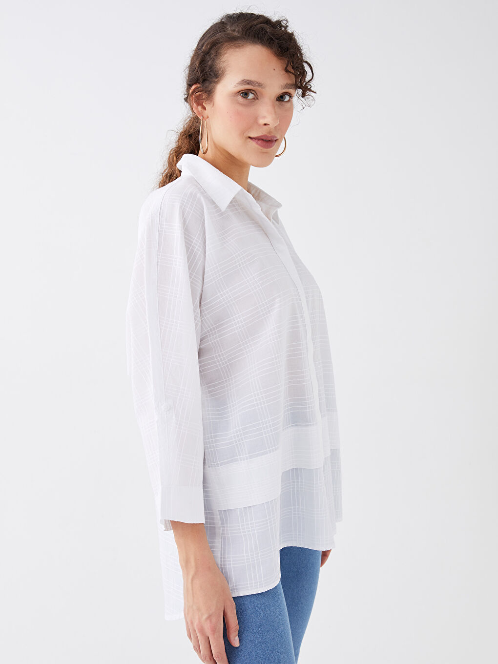 Риза Добби с шарки за жени