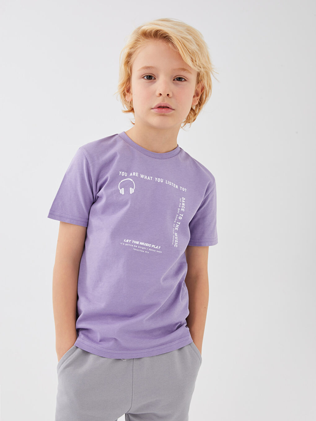 تيشيرت للأولاد بياقة دائرية كم قصير مطبوع-2