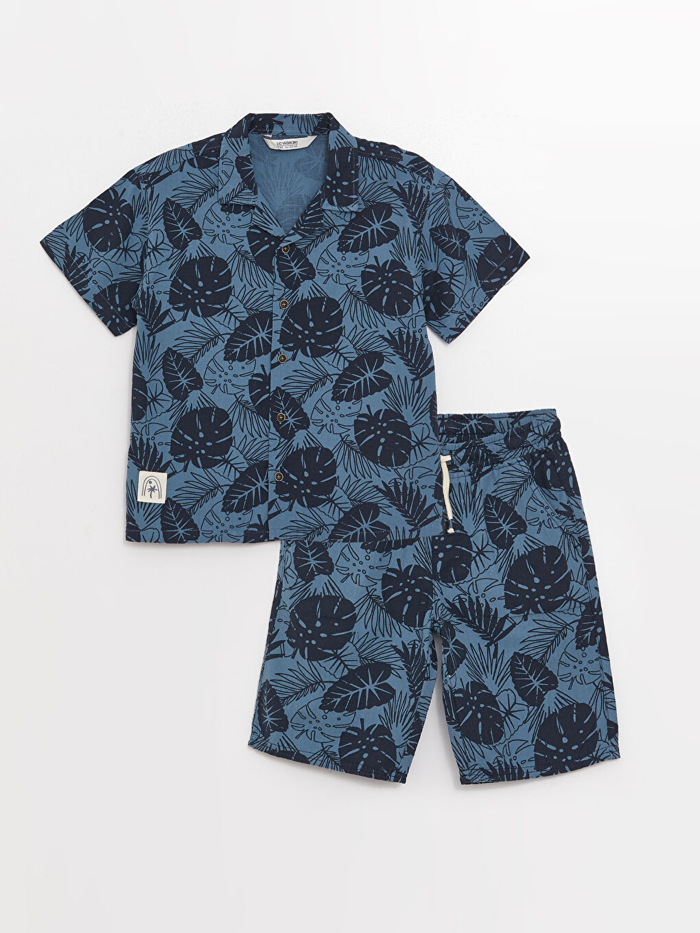 Узорчатая рубашка с коротким рукавом и шорты для мальчиков-3