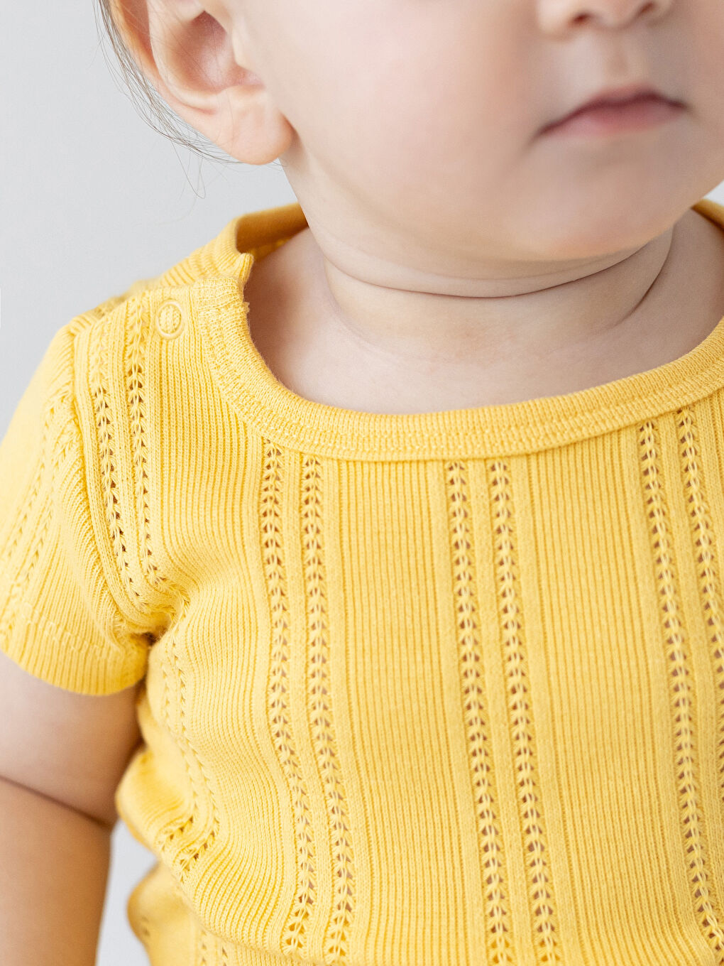 Crew Neck Baby Girl Bodysuit 2 Pack