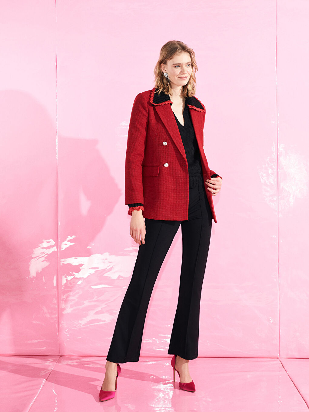 Siyah Yüksek Bel Dar Fit İspanyol Paça Kadın Pantolon