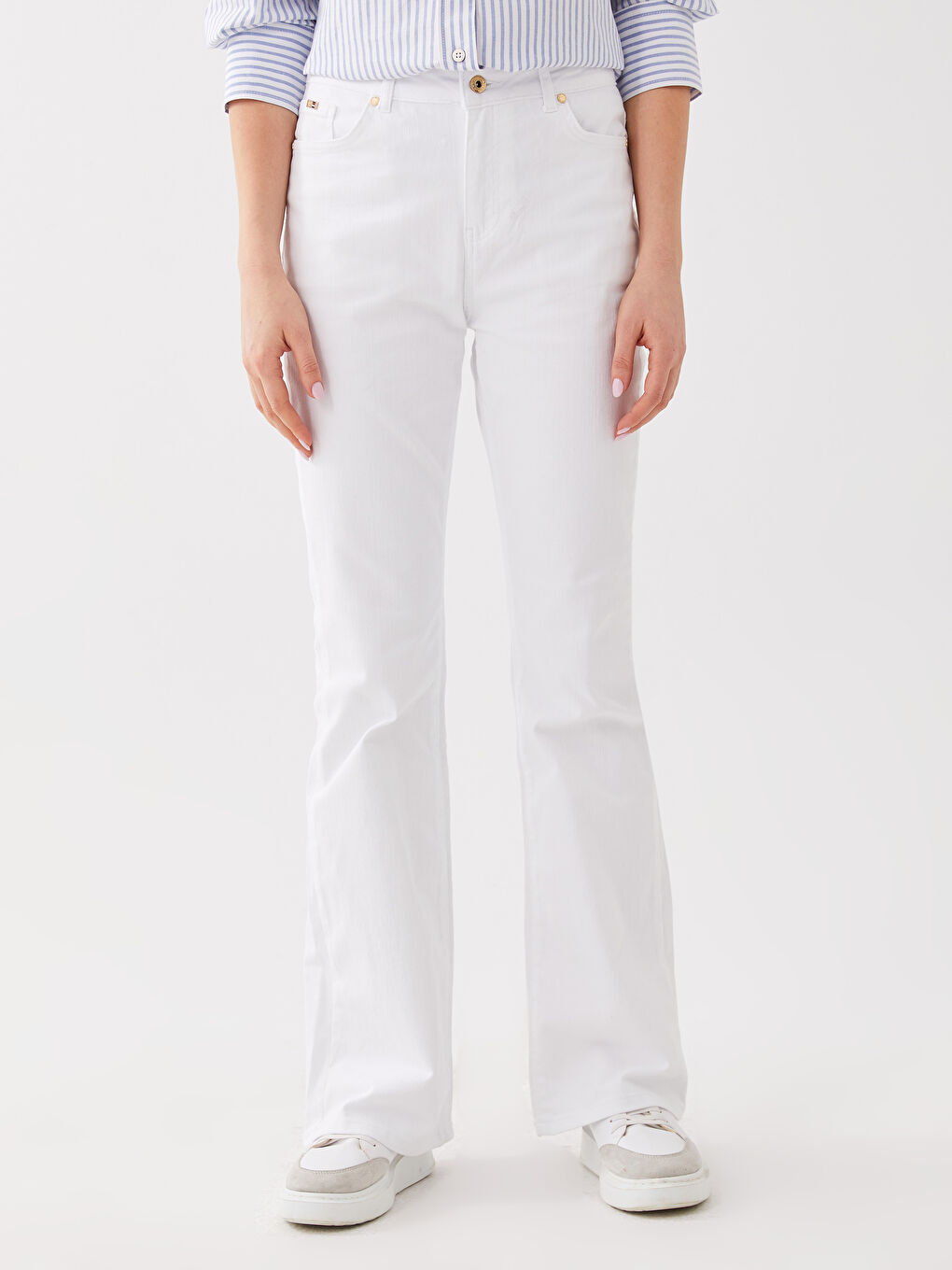 Beyaz Slim Fit Geniş Paça Kadın Pantolon-2