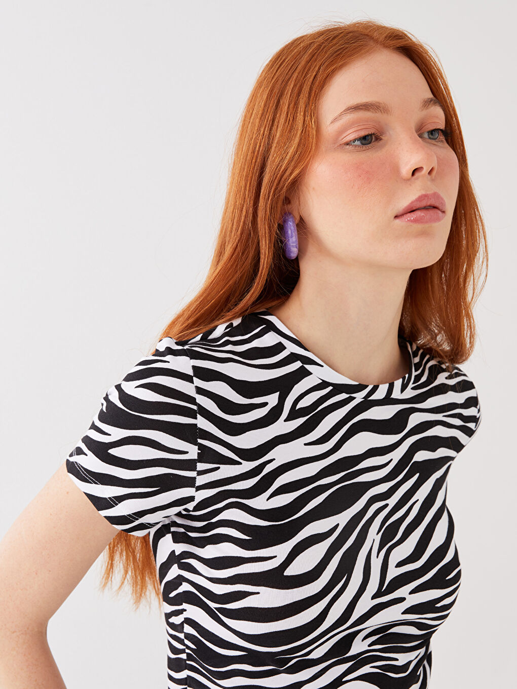 LCW Vision Rundhalsausschnitt Bedruckt Kurzarm Crop für Damen -S3BQ80Z8-LQJ