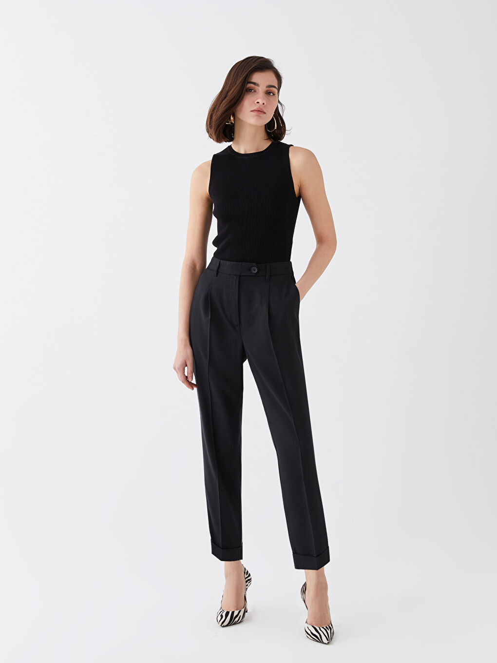 LC Waikiki Elastic Waist Comfortable Fit Women's Carrot Trousers -S3BQ87Z8-CVL