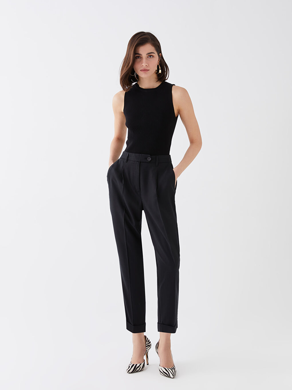 LC Waikiki Elastic Waist Comfortable Fit Women's Carrot Trousers -S3BQ87Z8-CVL