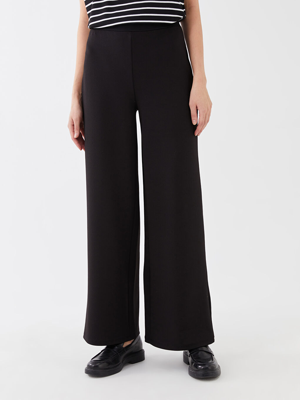 Siyah Beli Lastikli Düz Geniş Paça Kadın Pantolon-3