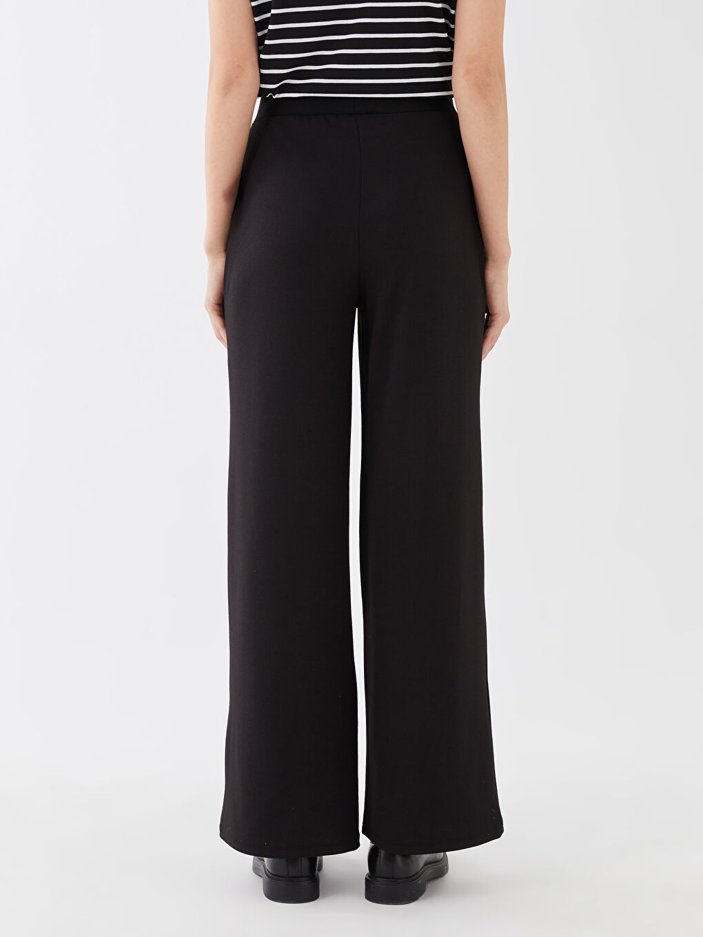 Siyah Beli Lastikli Düz Geniş Paça Kadın Pantolon-4