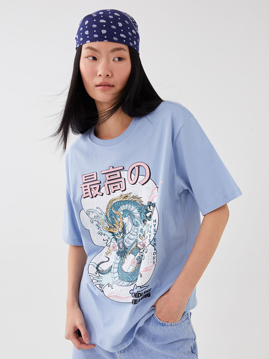 Mavi Bisiklet Yaka Baskılı Kısa Kollu Kadın Tişört