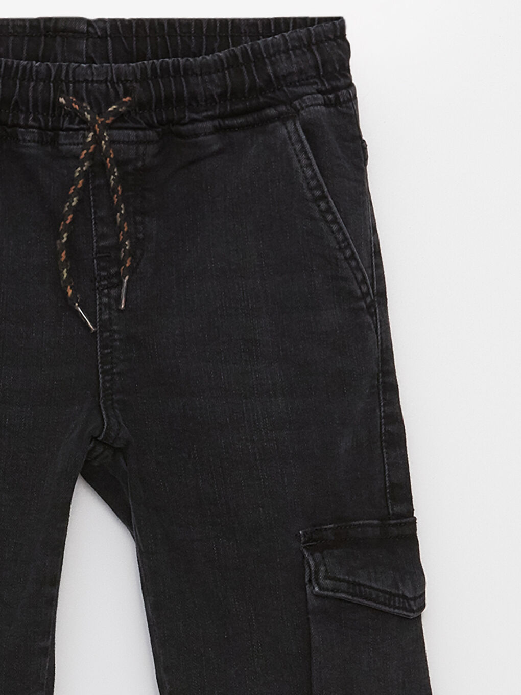 LCW Kids Farmerke Jogger Pantalone za Dečake sa Elastičnim Strukom -S3BS08Z4-326