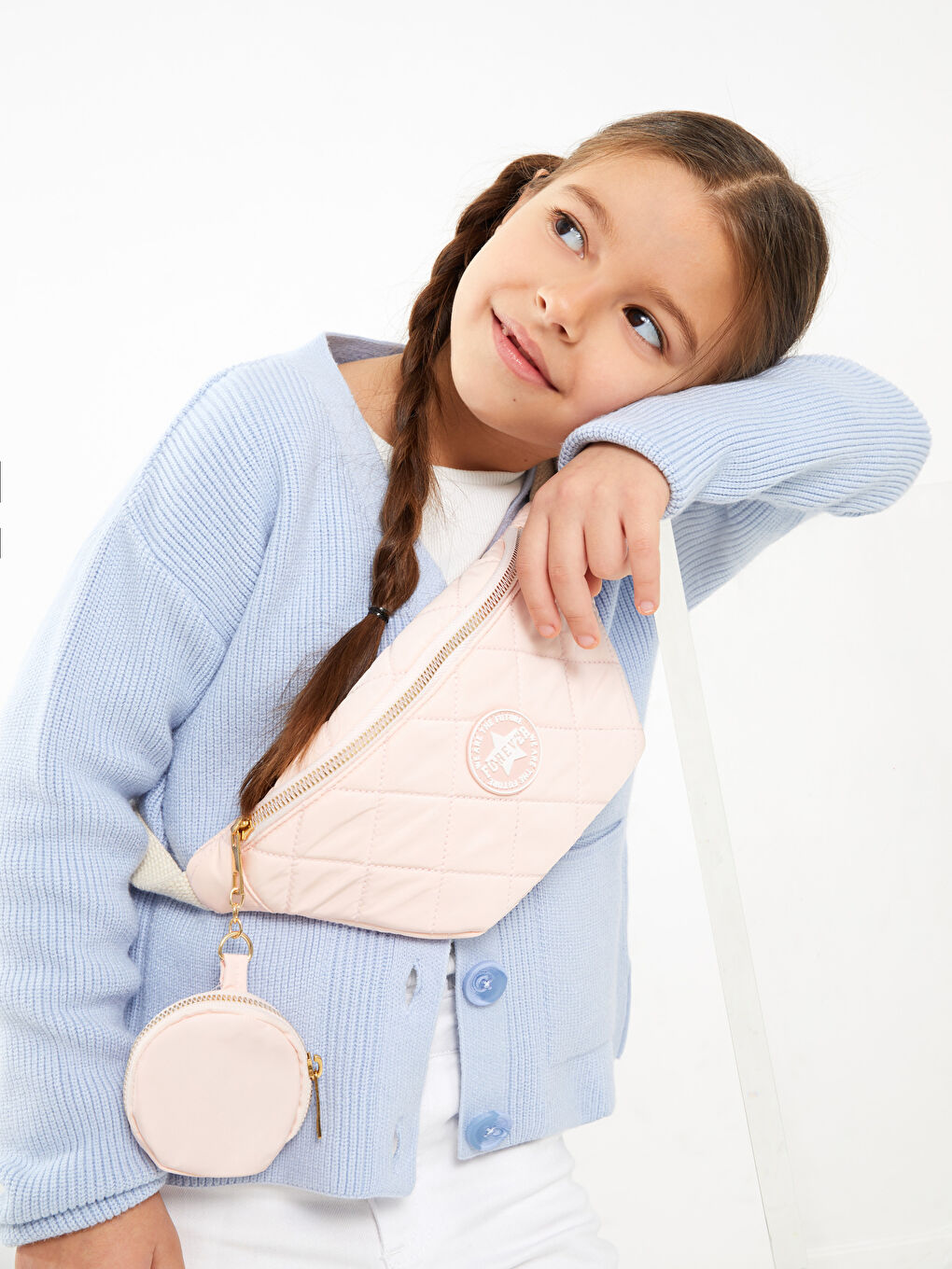 Pembe Etiket Detaylı Kapitoneli Kız Çocuk Bel Çantası