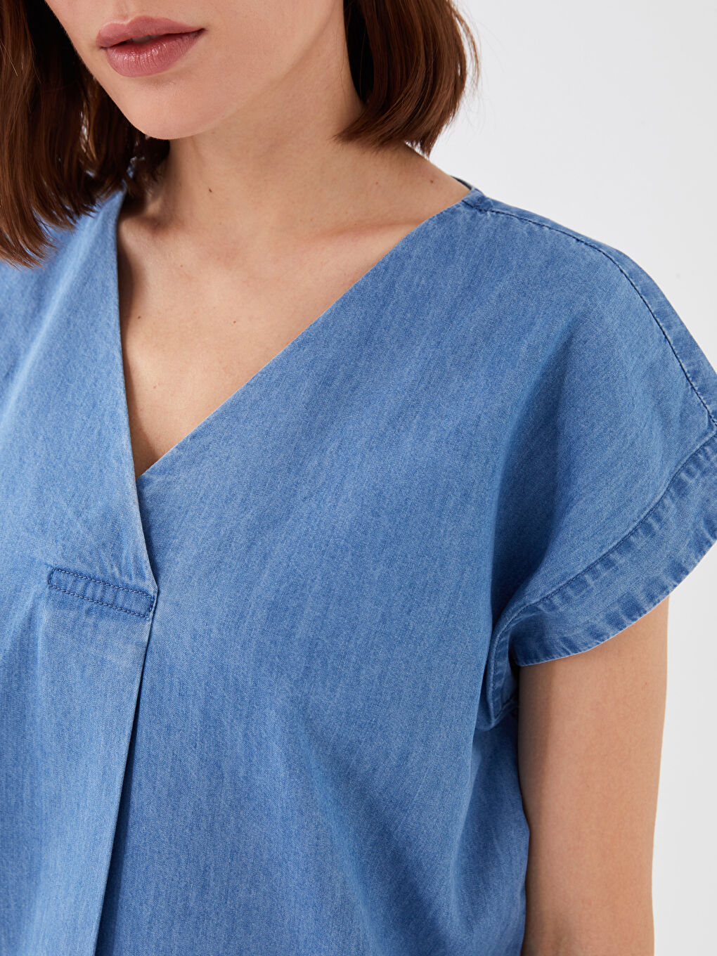 Rochie din Denim Simplă cu Decolteu în V pentru Femei-3