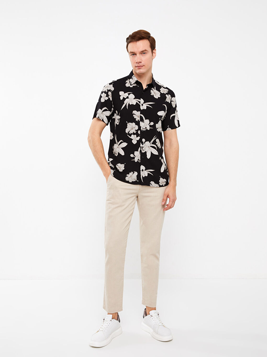 Siyah Regular Fit Kısa Kollu Desenli Viskon Erkek Gömlek-2