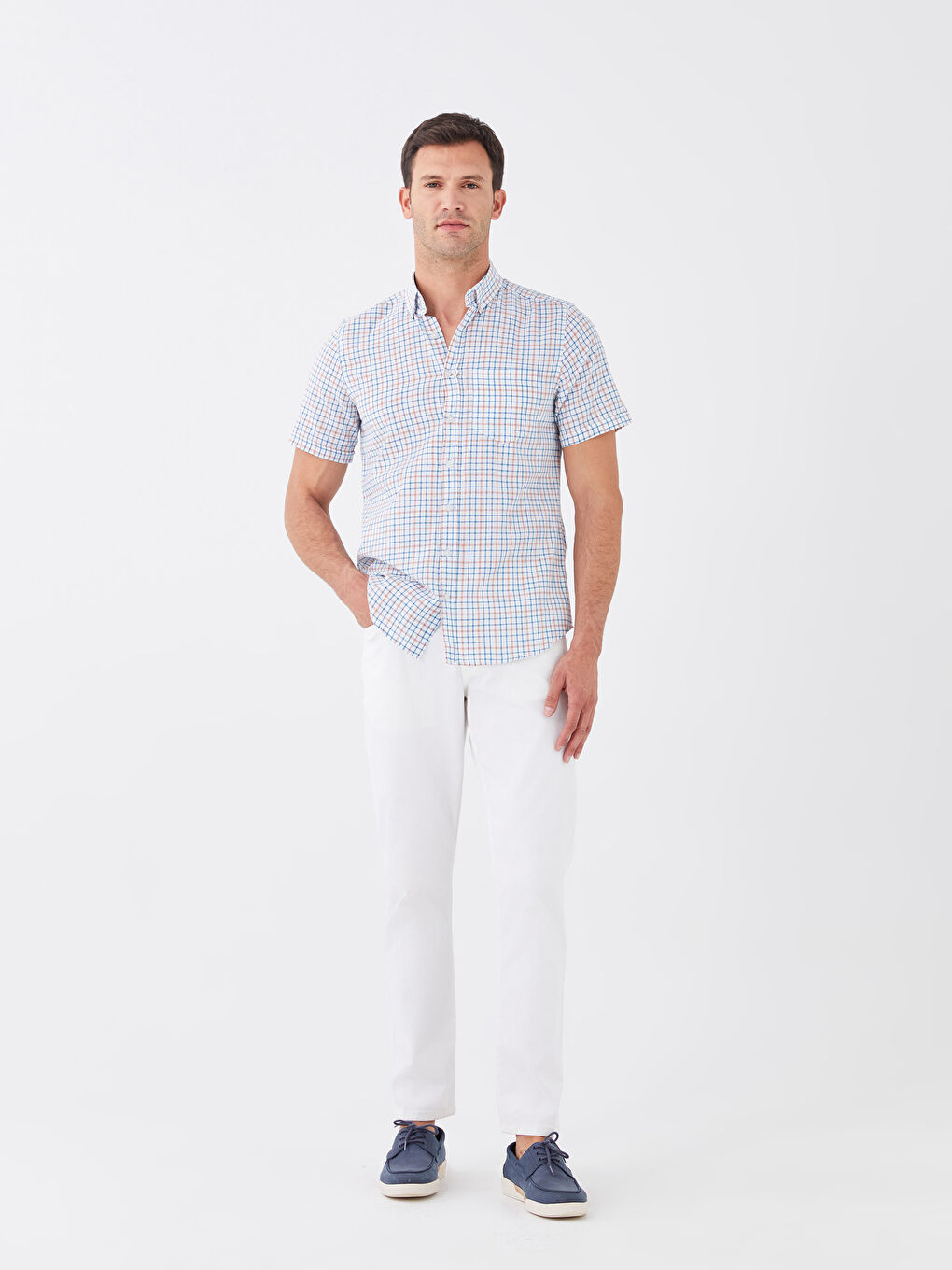 LCWAIKIKI Classic Regular Fit Short Sleeve Plaid Men's Shirt -S3BT89Z8-LND