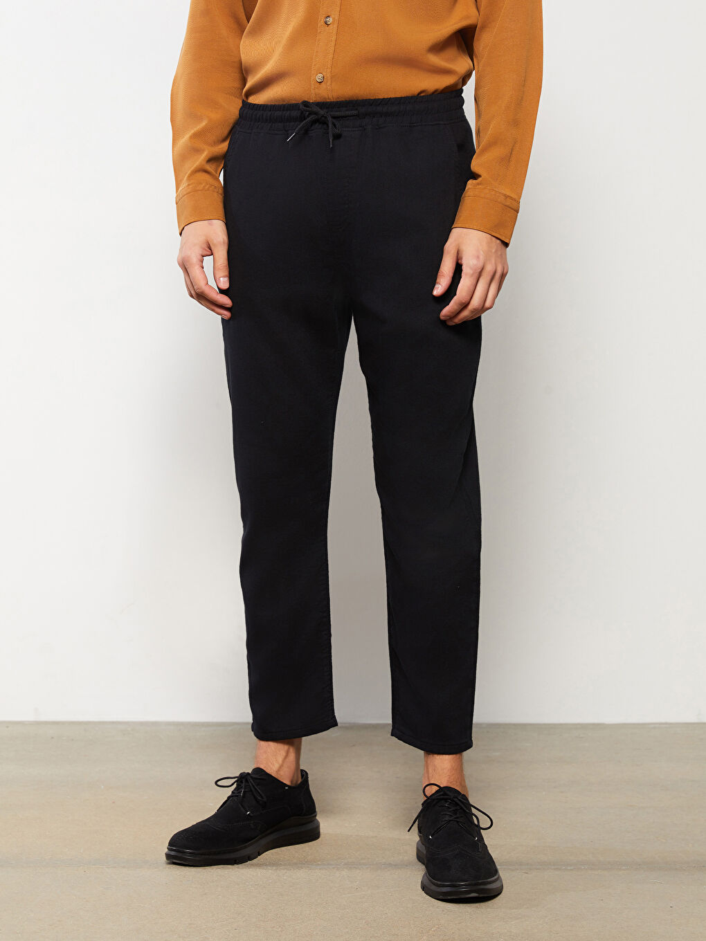 Siyah Standart Kalıp Erkek Pantolon-3