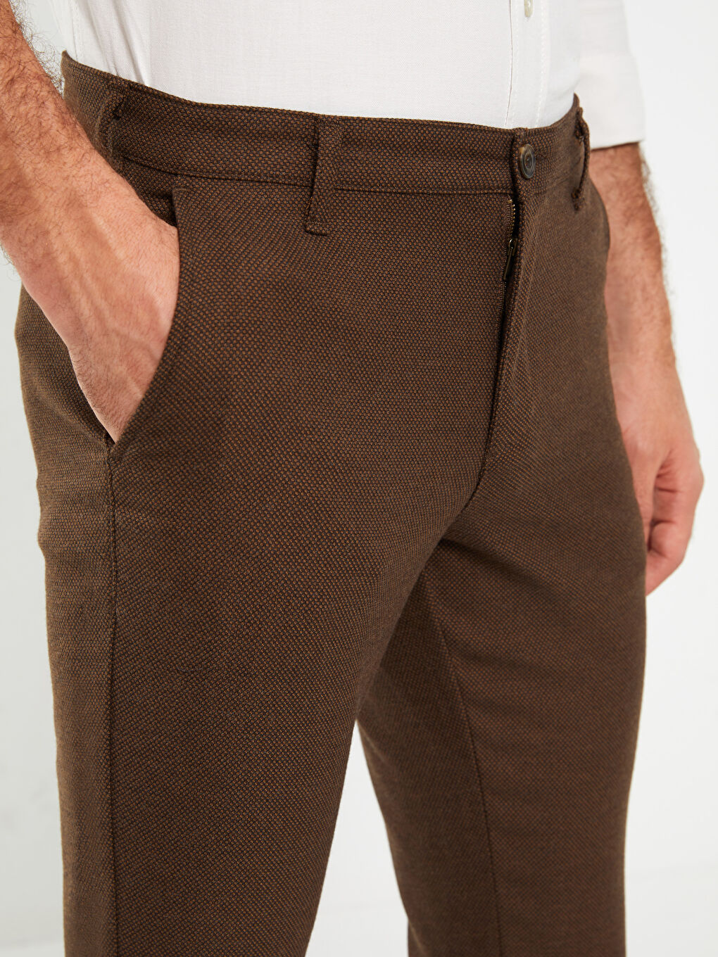 Kahverengi Slim Fit Dokulu Erkek Pantolon-2