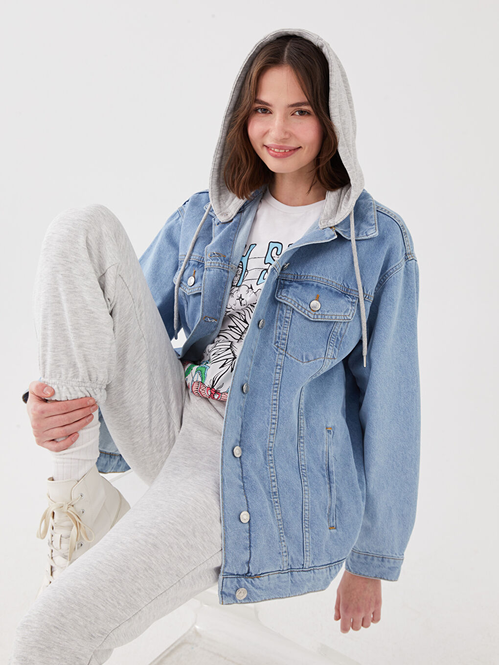 Veste en Jean à Capuche Régulière à Manches Longues pour Femmes