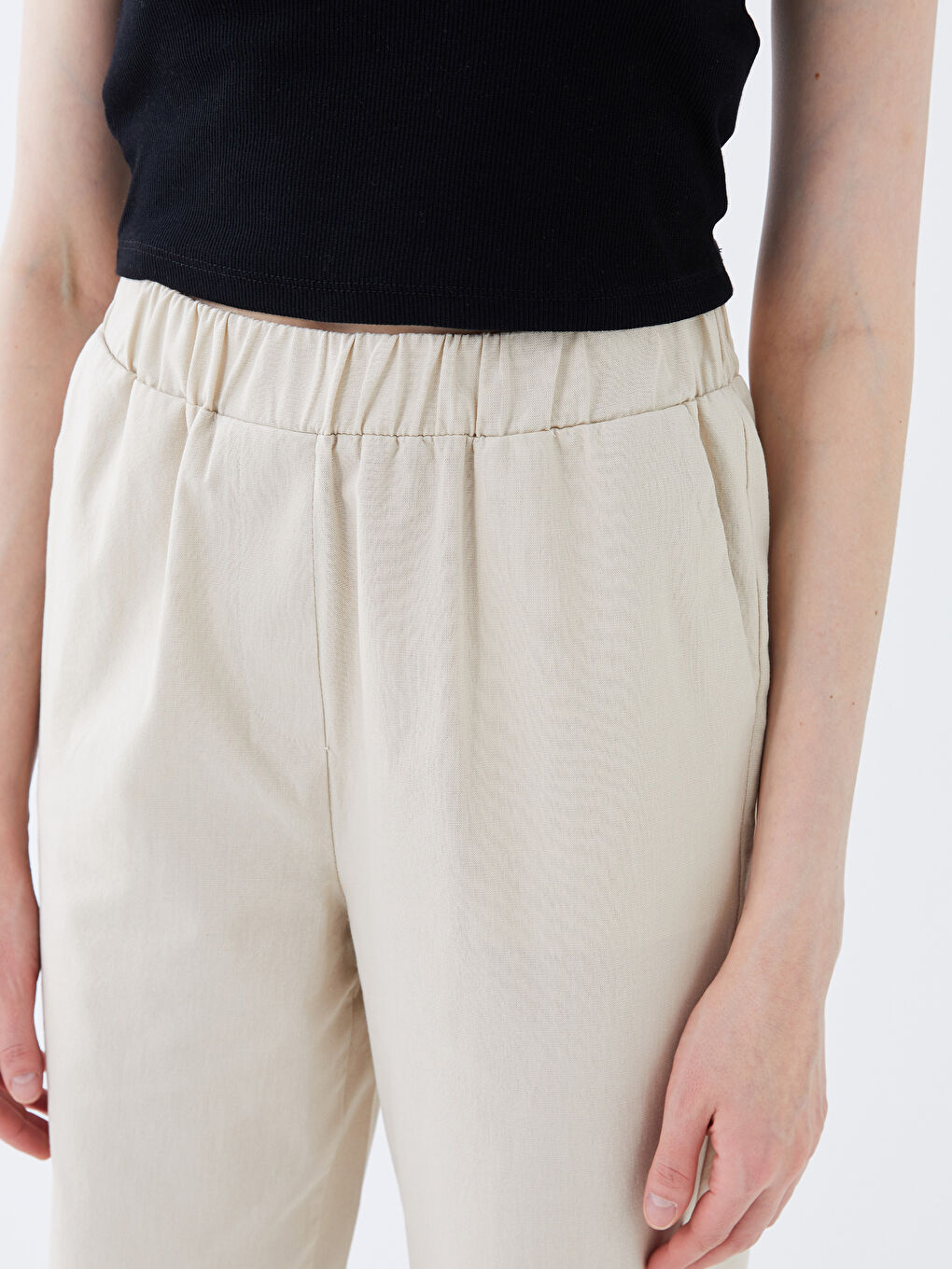 Bej Havuç Kesim Düz Keten Kadın Pantolon-2