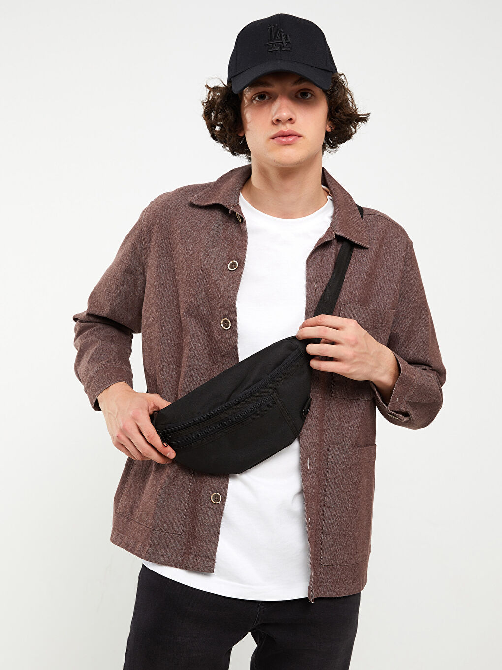 ბრტყელი მამაკაცებისთვის წელის ჩანთა