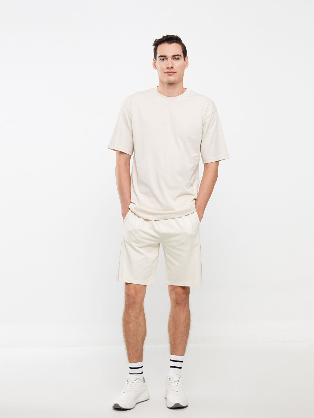 Bej Bisiklet Yaka Penye Erkek Tişört