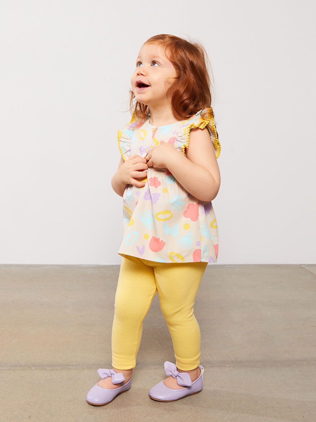 Комплект из блузки и леггинсов для малышек с принтом и круглым вырезом, 2 шт.-1