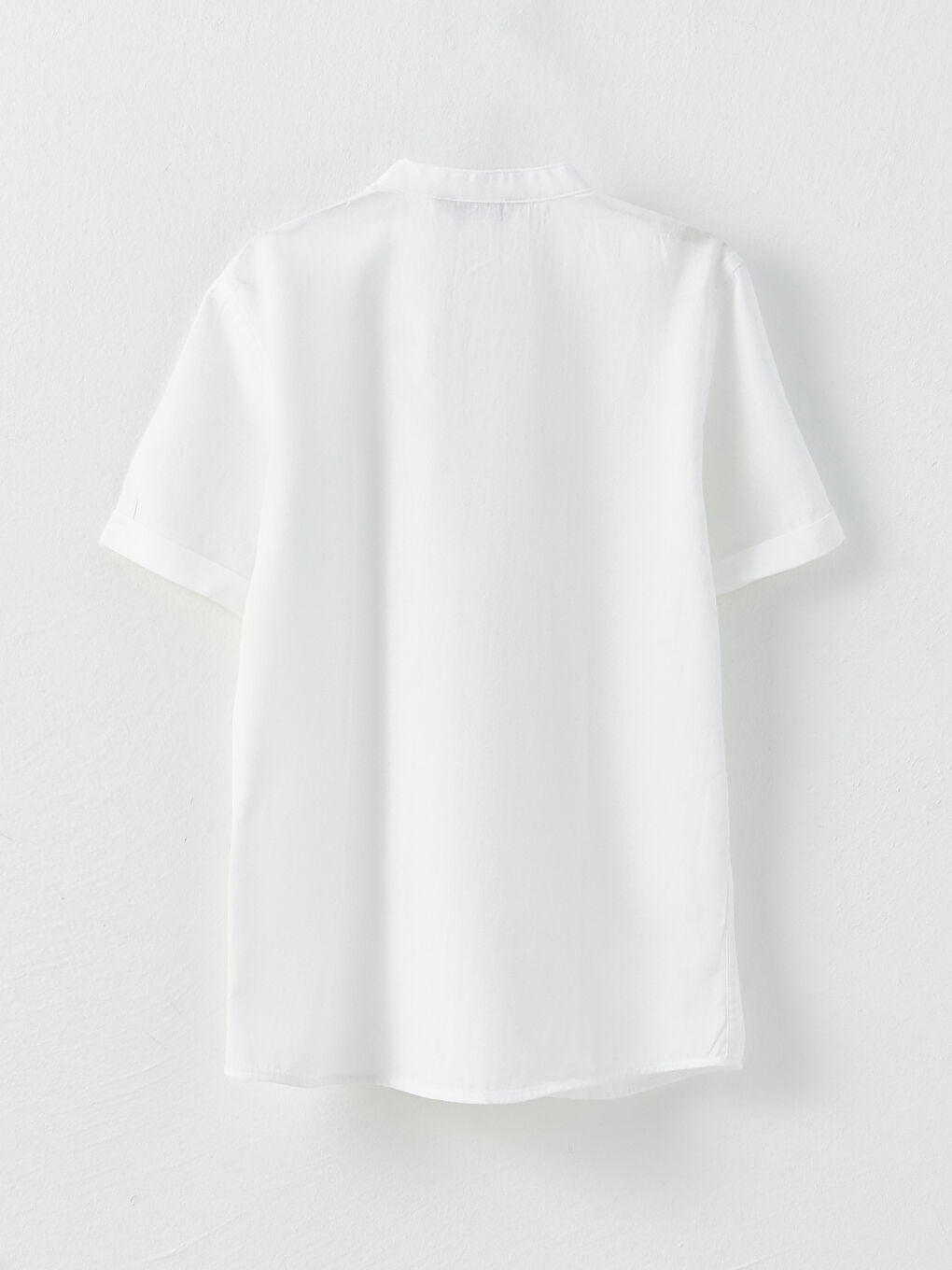 Beyaz Hakim Yaka Basic Kısa Kollu Erkek Çocuk Gömlek-1