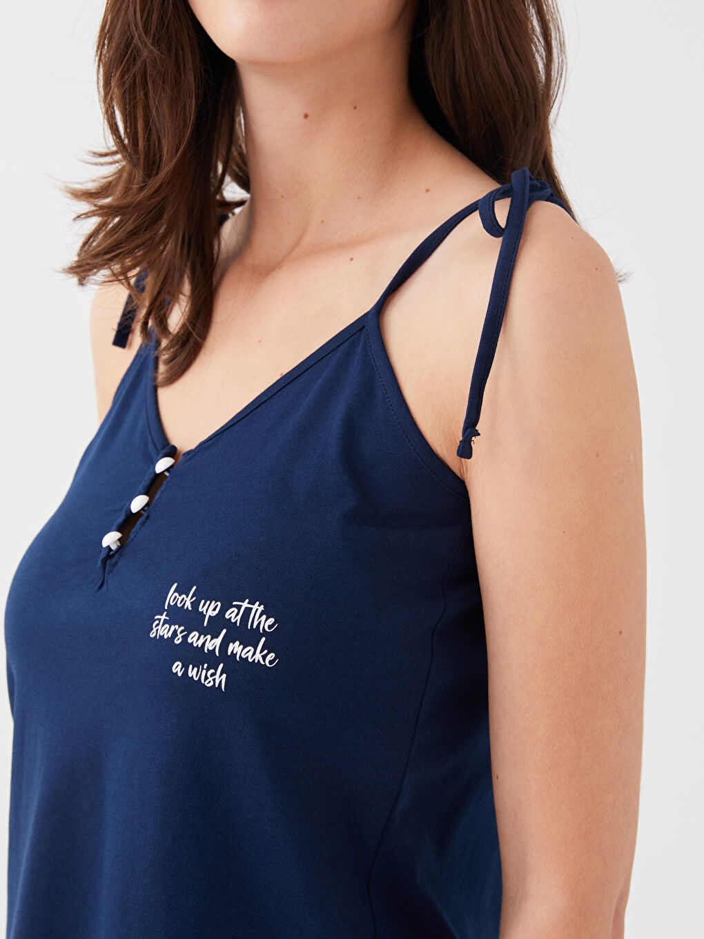 Lacivert V Yaka Baskılı Askılı Kadın Şortlu Pijama Takımı-3