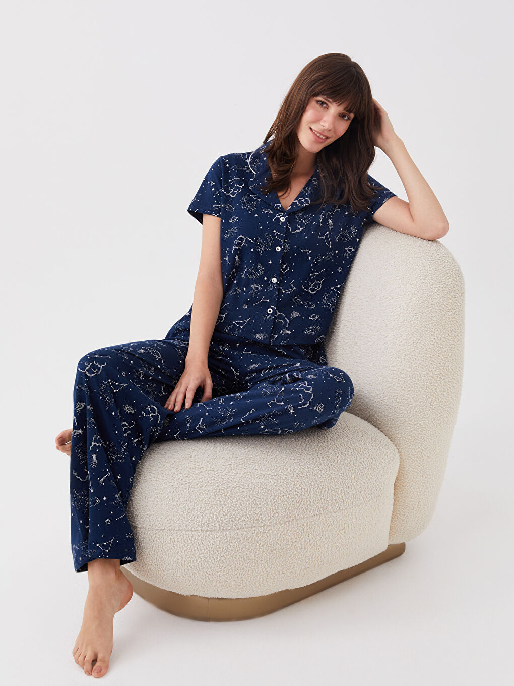 Lacivert Gömlek Yaka Desenli Kısa Kollu Kadın Pijama Takımı