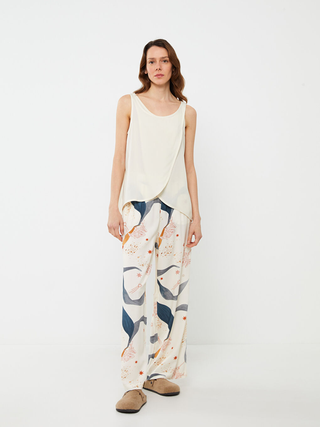 Bej U Yaka Desenli Vual Kadın Pijama Takımı