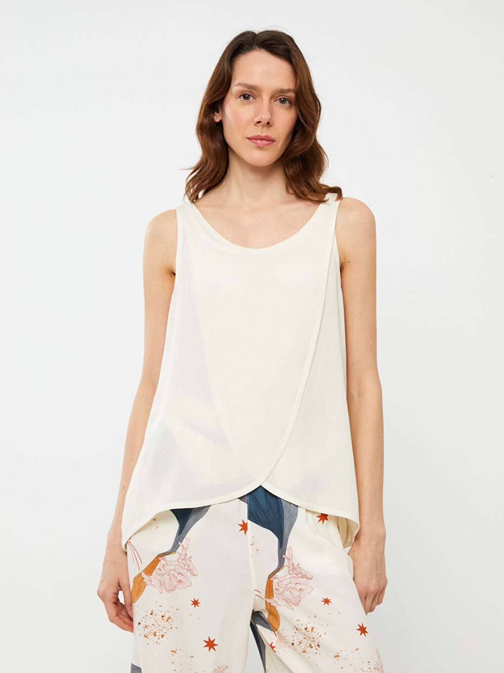 Bej U Yaka Desenli Vual Kadın Pijama Takımı-1