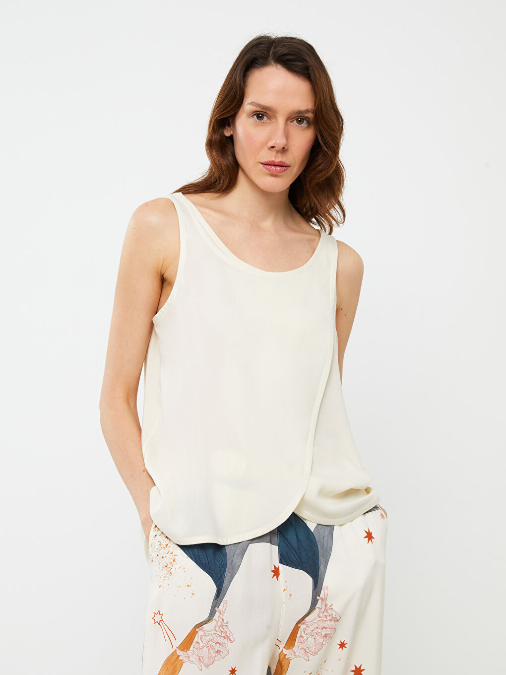 Bej U Yaka Desenli Vual Kadın Pijama Takımı-2