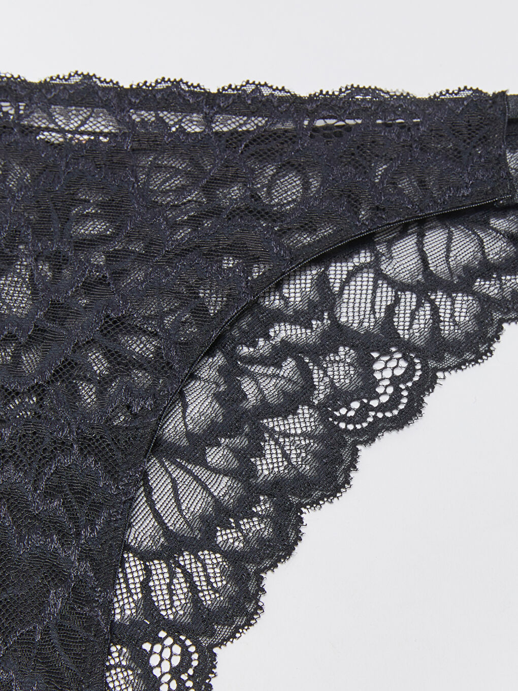 Siyah Dantelli Fantezi Brazilian Külot-2