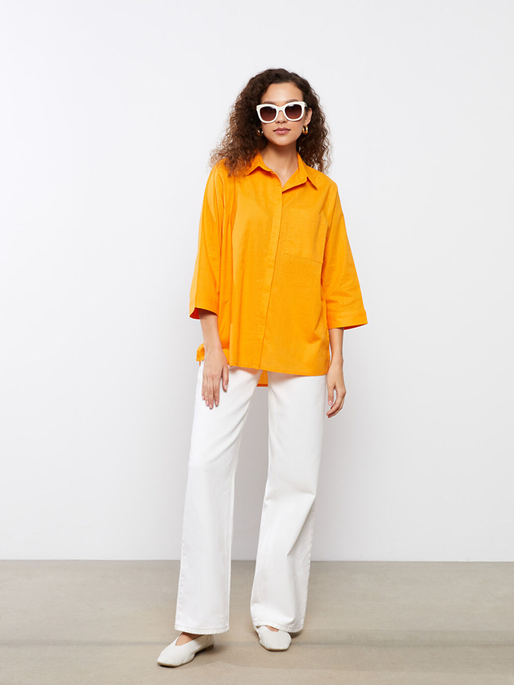 Damen Schlichtes Hemd mit Taschen-Detail-2