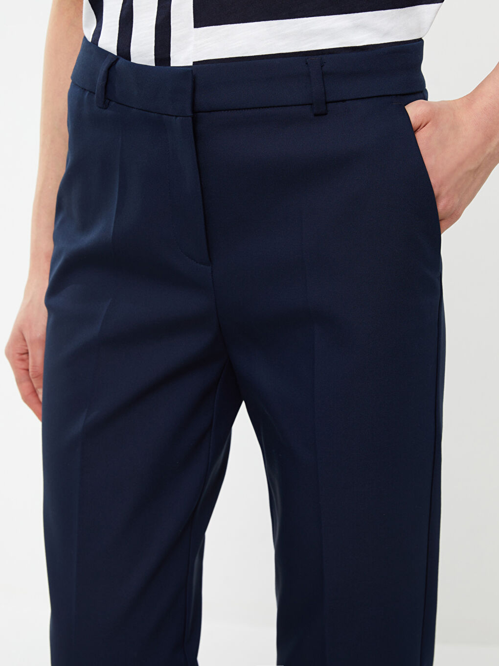 SOUTHBLUE Standardni kroj pantalone sa detaljima džepova za žene -S3CB77Z8-DWP