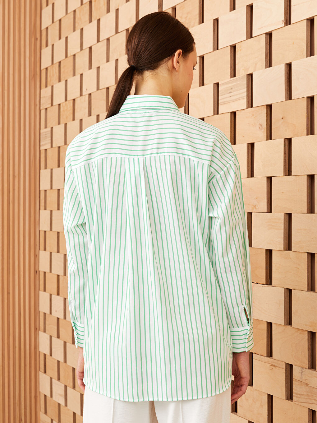 Gestreiftes Langarm-Oversize-Hemd für Damen-4